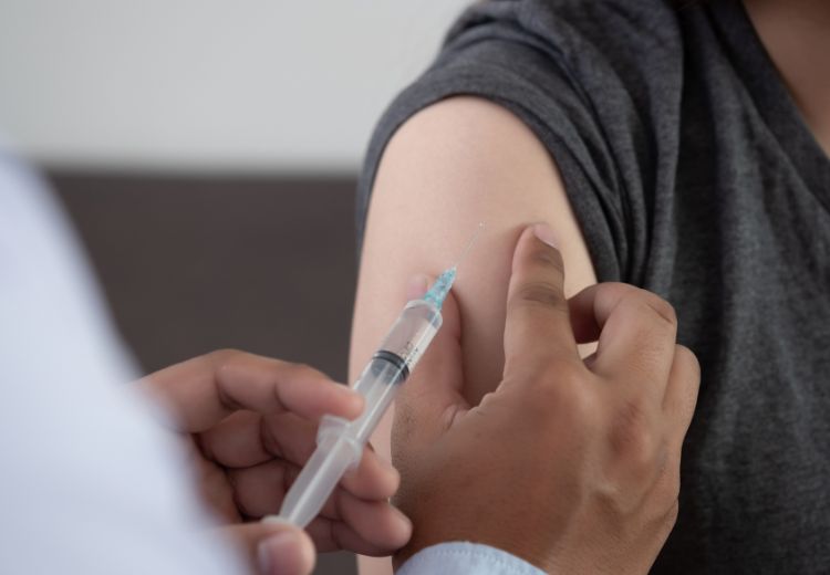 Vacinação contra Meningite na AABB