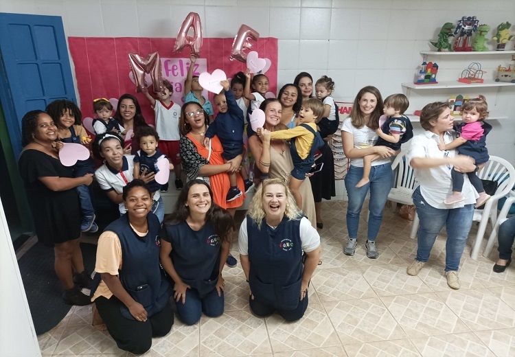 AABC Escolinha Infantil faz homenagem...