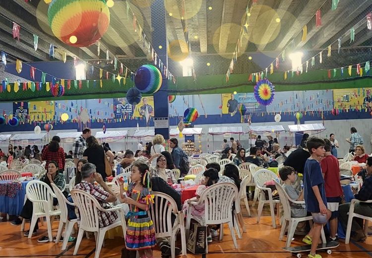 Festa Junina da AABB-Rio une Tradição...