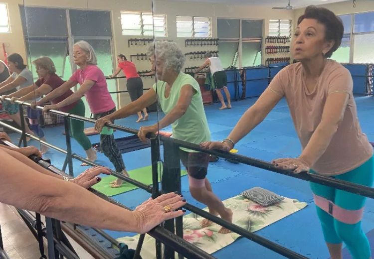 Ginástica Energética na AABB-Rio é ma...
