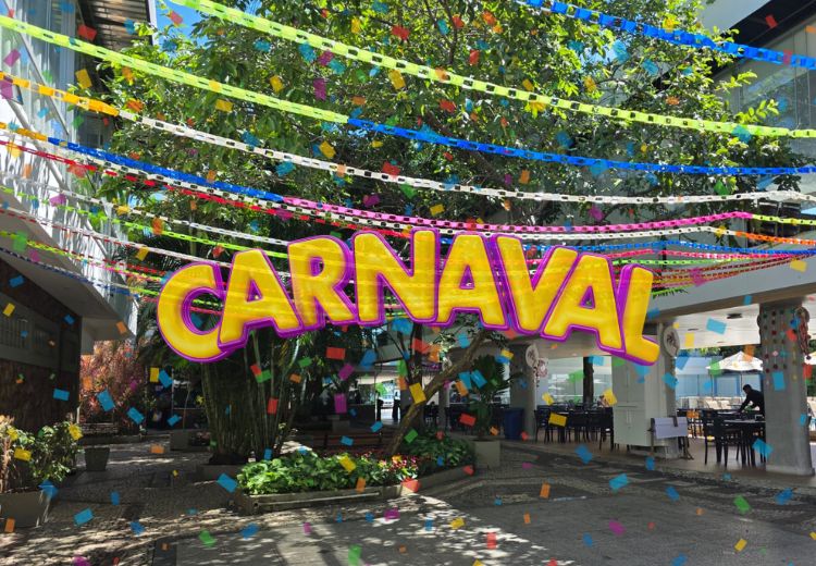 Carnaval na AABB-Rio: música, alegria...