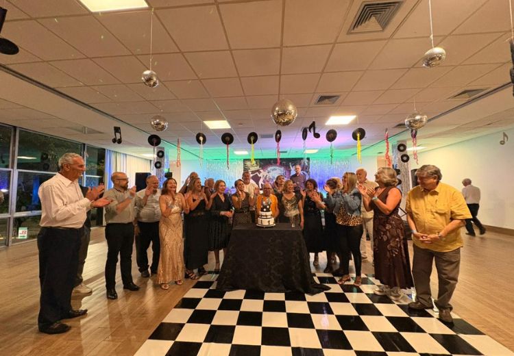 Noite Anos Dourados marca o Baile dos...